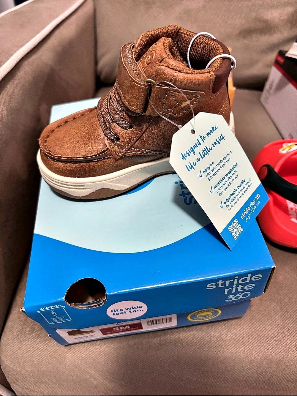 Stride Rite Brontë Boot - Picture 2 of 5